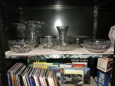 Quantity of glass vases and fruit bowls