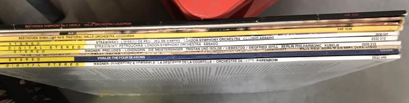 A box of classical records, mainly Deutsche Gramaphon. - Image 3 of 4