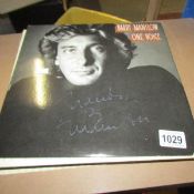 A small lot of Barry Manilow albums, one signed.