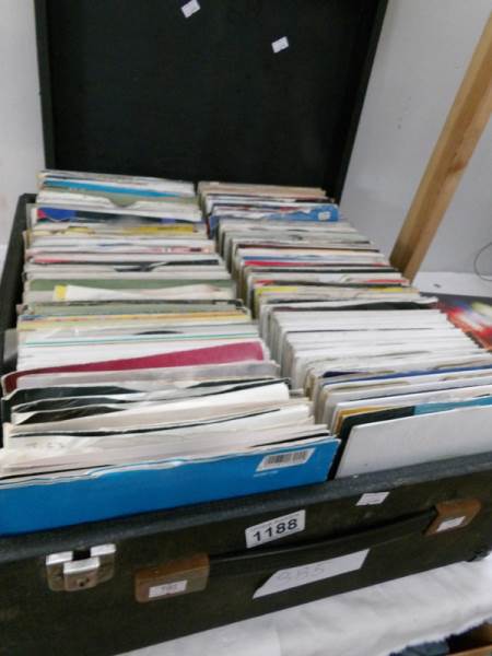 A case of in excess of 200 45 rpm records, nice mixed lot.