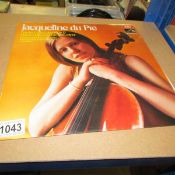 ASD 246 Jacqueline Du Pre, Haydn Momm, semi circle.