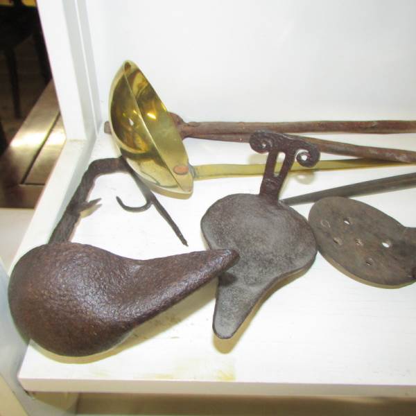 A mixed lot of vintage metal utensils including skimmer, 2 Georgian wax drip pans etc. - Image 2 of 3