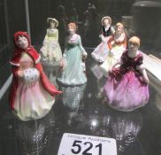 A set of 6 miniature figurines.