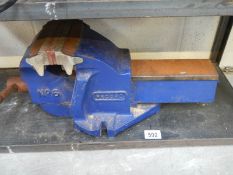 A Record 6" bench vice