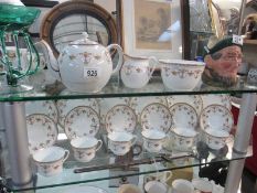 A 6 place Aynsley tea service (22 pieces)