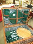 A picnic basket set