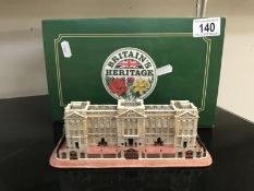 A Lilliput Lane model of Buckingham Palace (boxed)