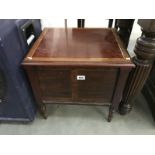 An Edwardian mahogany commode without liner