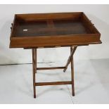 Large Scottish oak Butlers Tray, the top inset with exposed bark and chequer insets, on folding