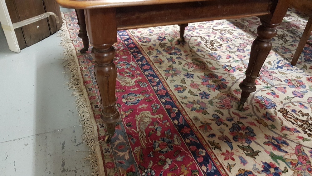 Large “Chinese Wool” cream ground Floor Rug, with a central bird pattern medallion and similarly - Image 3 of 4