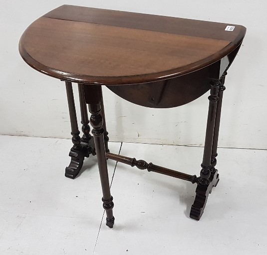 Victorian Mahogany Sutherland Table with oval ends, 65cm w, extends to 80cm