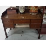 Late 19thC Mahogany Side Table, with a raised upper gallery over 3 apron drawers and two smaller
