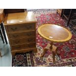 Small reproduction 4 drawer Chest, 45cm w and a similar low oval topped Occasional Table (2)