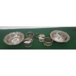 Assortment of 5 silver napkin rings & pair of pierced Birmingham silver bon bon dishes (7)