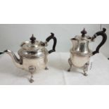 Edwardian silver bachelor's Coffee Pot, Dublin 1908 and a ditto Teapot, 569grams gross (2)