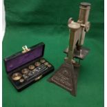 Becker London scientific scales, complete with a box of scale weights (100 gr to 1gr)