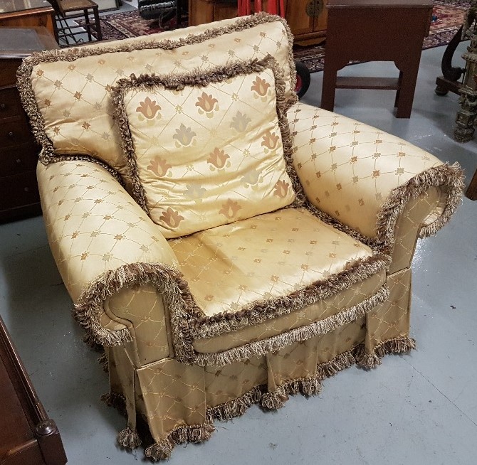 Good Quality Large Armchair, with yellow ground silk floral pattern, plump cushions and removable - Image 2 of 2