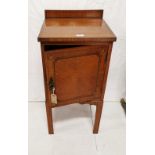 Edw. satinwood pot Cupboard, with butterfly styled inlay to the single door, 40cm w x 85cm h