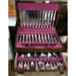 24 place Setting Walker and Hall Silver Plated Canteen of Cutlery, in good un-used condition, velvet