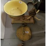 “Harper” metal shop counter scales & a Salters Spring Balance (“to weigh 300 lbs”) (2)