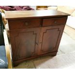 Reproduction mahogany 2 drawer Cutlery Sideboard (1 drawer fitted with green lining)