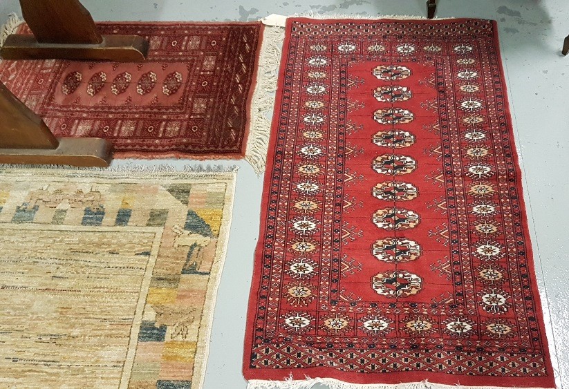 Two floor rugs – Bacarra Pattern, 1 pink ground & 1 red ground - Image 2 of 3