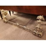 Brass fire front in the Rococo style. (112 cm l x 39 cm d).