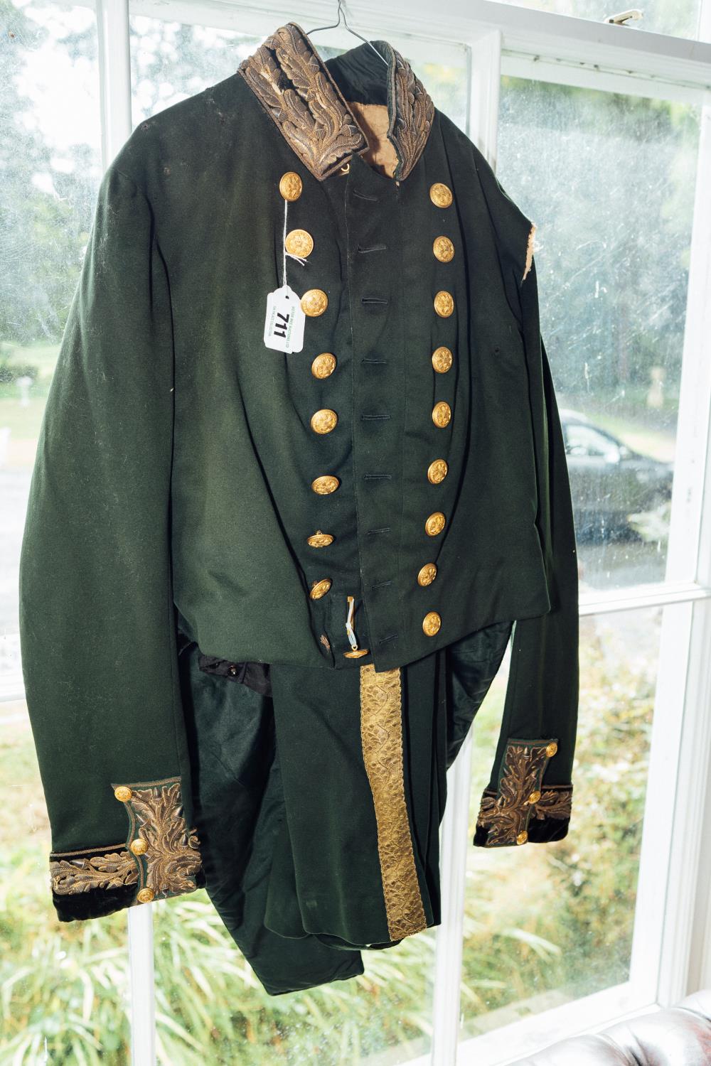 19th. C. Queen's Royal Company of Archers Boby Guard uniform, the cuffs and collar of the jacket - Bild 2 aus 2