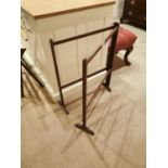 Clothes Stand.