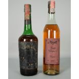 Due Cognac MOYET: - Cognac Tre Stelle. Vecchio esemplare anni '50. Fascetta cartacea di Stato.