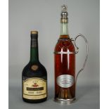 Due Cognac PELLISSON: - Cognac CORDON D'OR. Bottiglia anni '70-'80. Fascetta cartacea di Stato.