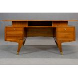 GIO PONTI (Attr.). Wood desk with brass tips