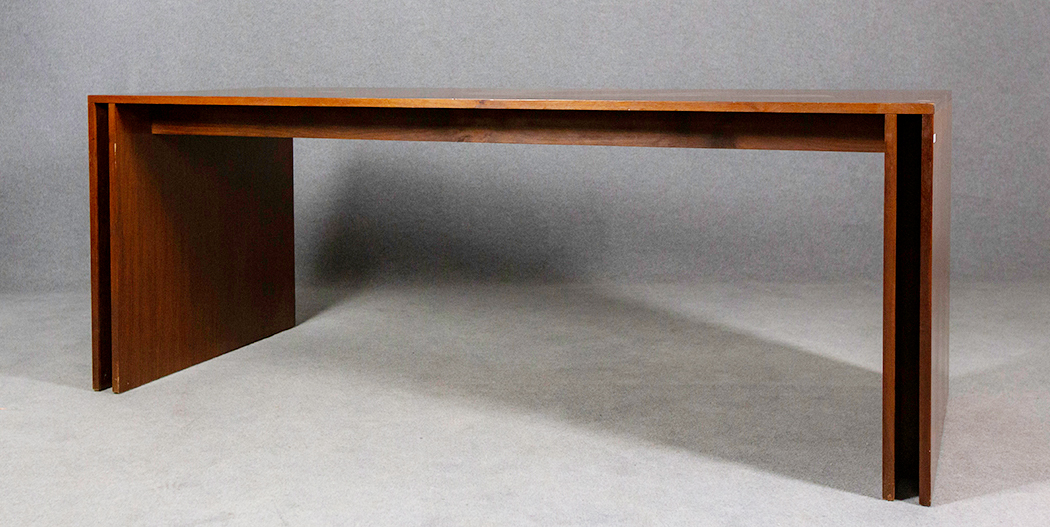IGNAZIA FAVATA for POGGI. Extendable desk-table