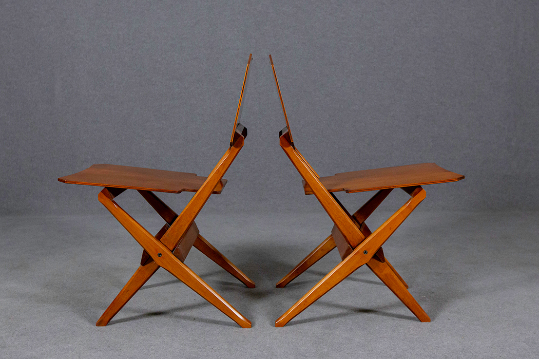 FRANCO ALBINI for POGGI PAVIA. Two folding chairs - Image 2 of 3