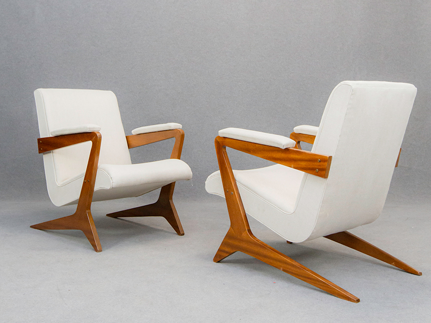 JOSE ZANINE CALDAS (Attr.). Two Brazilian armchairs