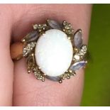 LADIES 9K OPAL CZ AND SPINEL CLUSTER RING (STONE MISSING) 3.