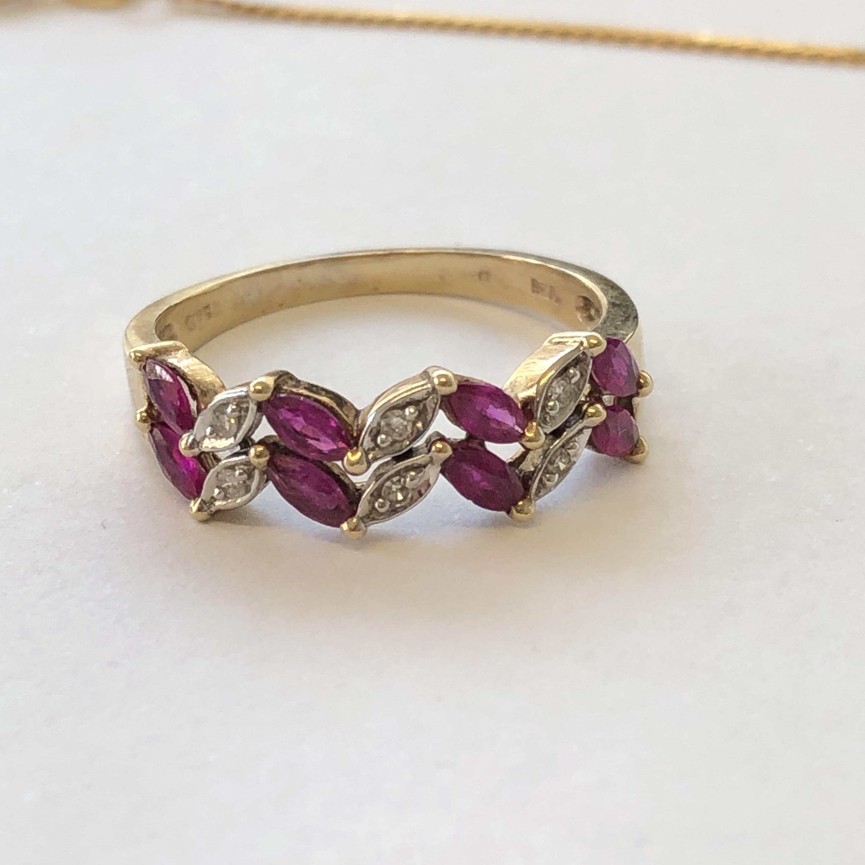 LADIES 9CT RUBY AND DIAMOND RING SIZE M/N 2. - Image 4 of 6