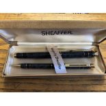 BOXED SHEAFFER TARGA FOUNTAIN PEN AND BALLPOINT PEN SET (MOTTLED GREY)