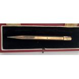 9CT YELLOW GOLD PROPELLING PENCIL WITH ENGRAVED INSCRIPTION - FORD MOTOR CO LTD 24.