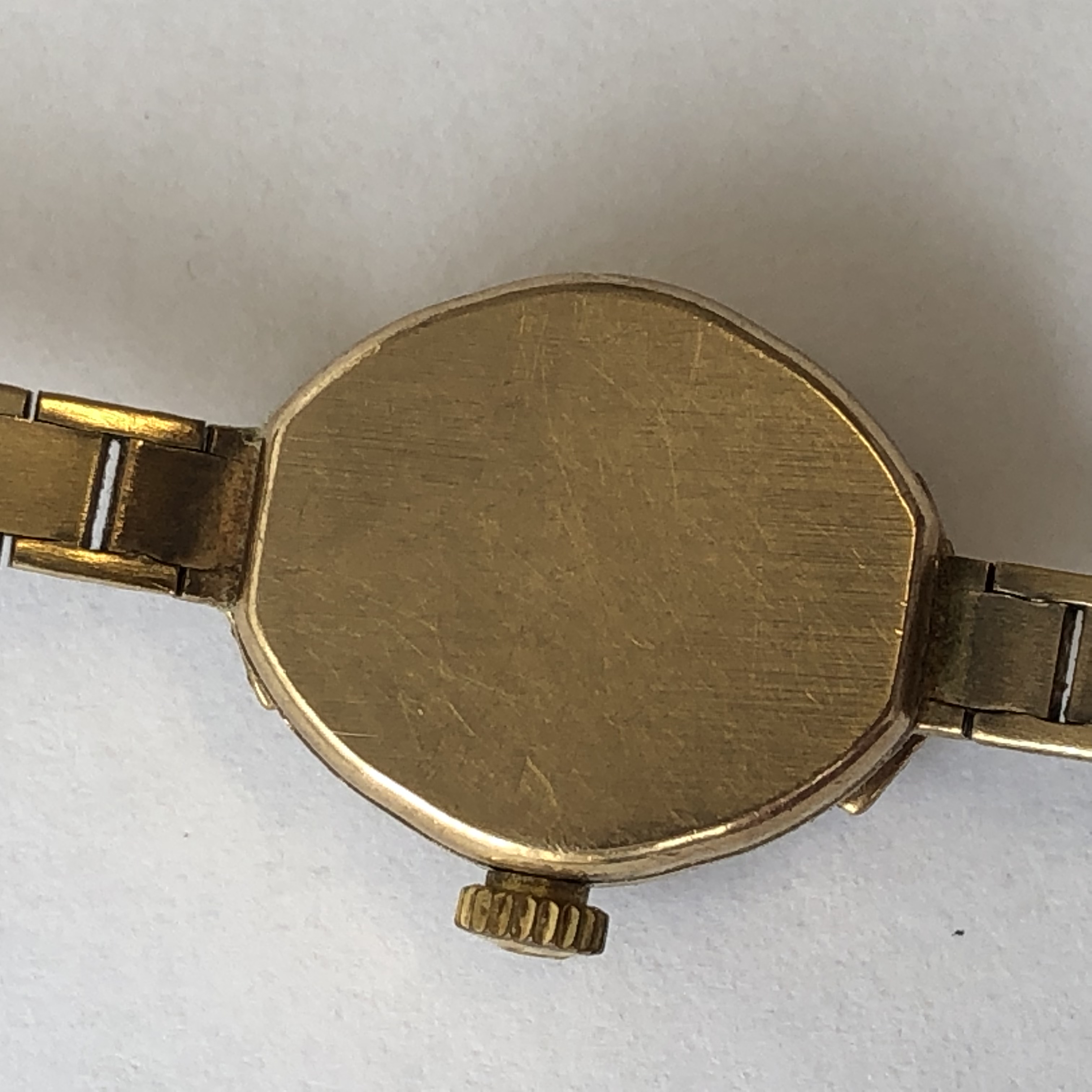 9CT GOLD AVIA WRIST WATCH ON 9CT GOLD BRACELET STRAP 13. - Image 4 of 6