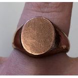 9CT ROSE GOLD OVAL PLATEAU SIGNET RING 7.