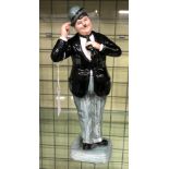 ROYAL DOULTON PORCELAIN FIGURE - OLIVER HARDY HN 2275 LIMITED EDITION