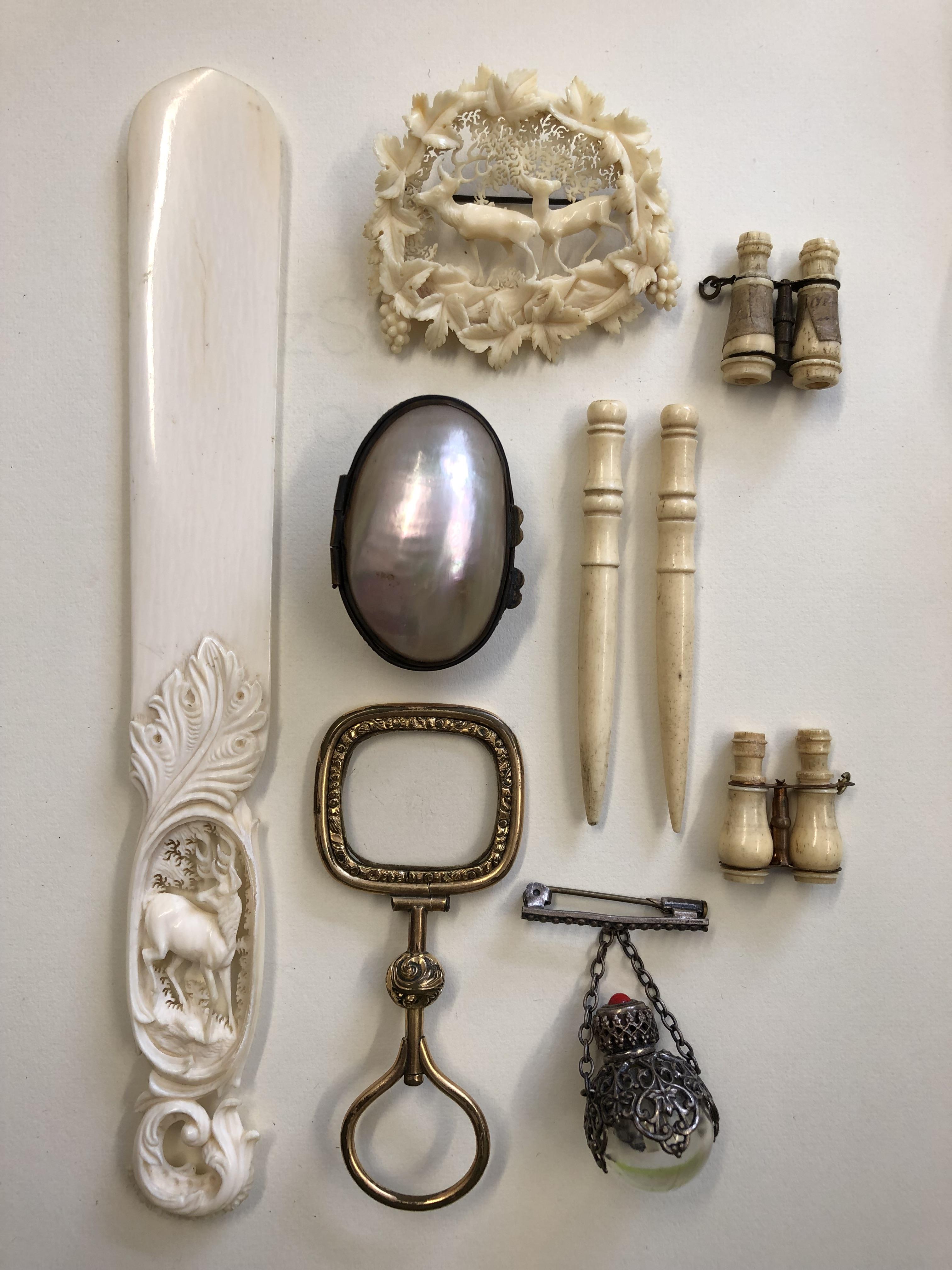 19TH CENTURY IVORY LETTER OPENER WITH STAG IN CAMEO HANDLE, MINIATURE BONE BINOCULARS,