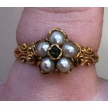 UNMARKED YELLOW METAL EMERALD AND PEARL CLUSTER RING 2.