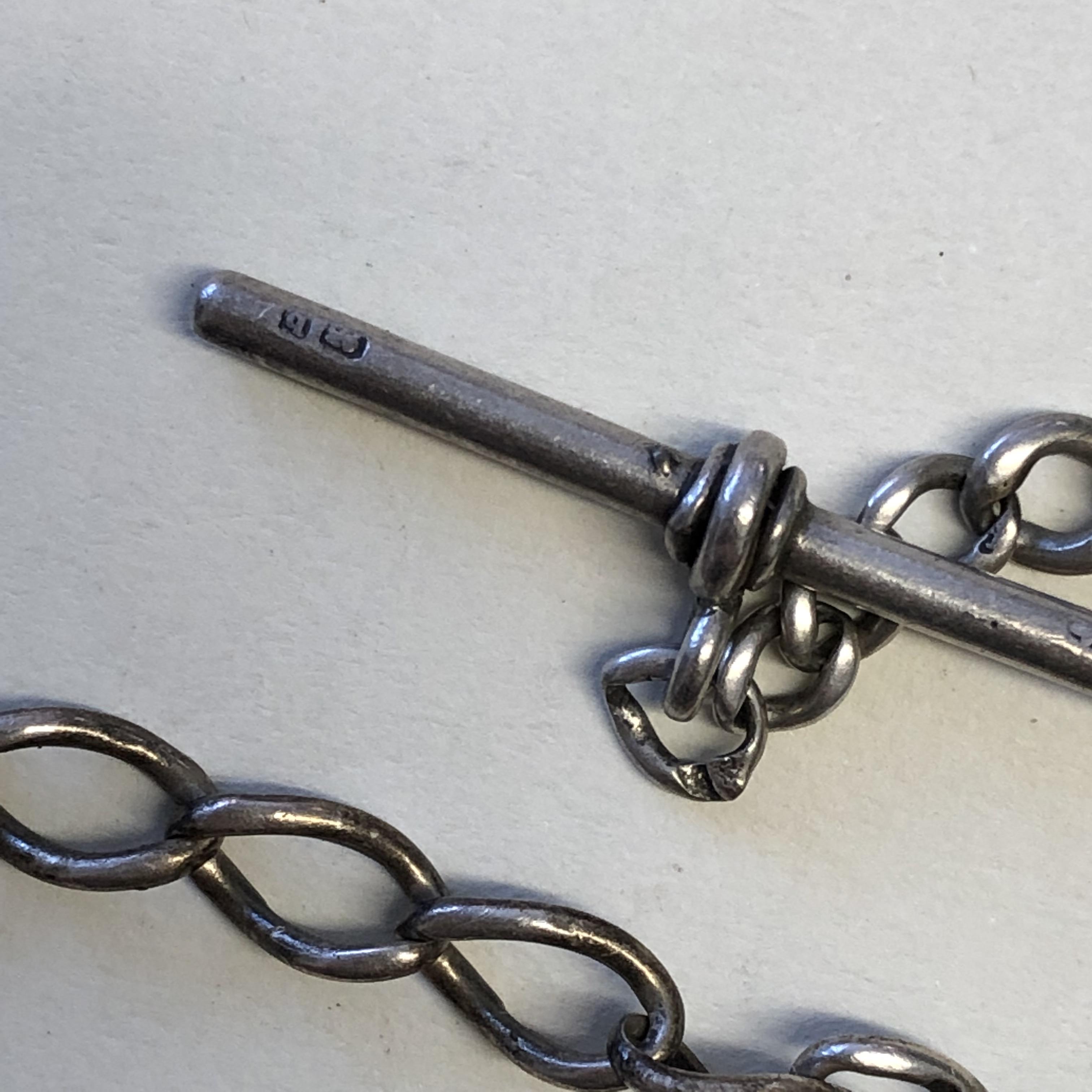 SILVER GRADUATED LINK ALBERT CHAIN AND T BAR AND A SILVER LINK BRACELET WITH HEART PADLOCK - Image 7 of 8