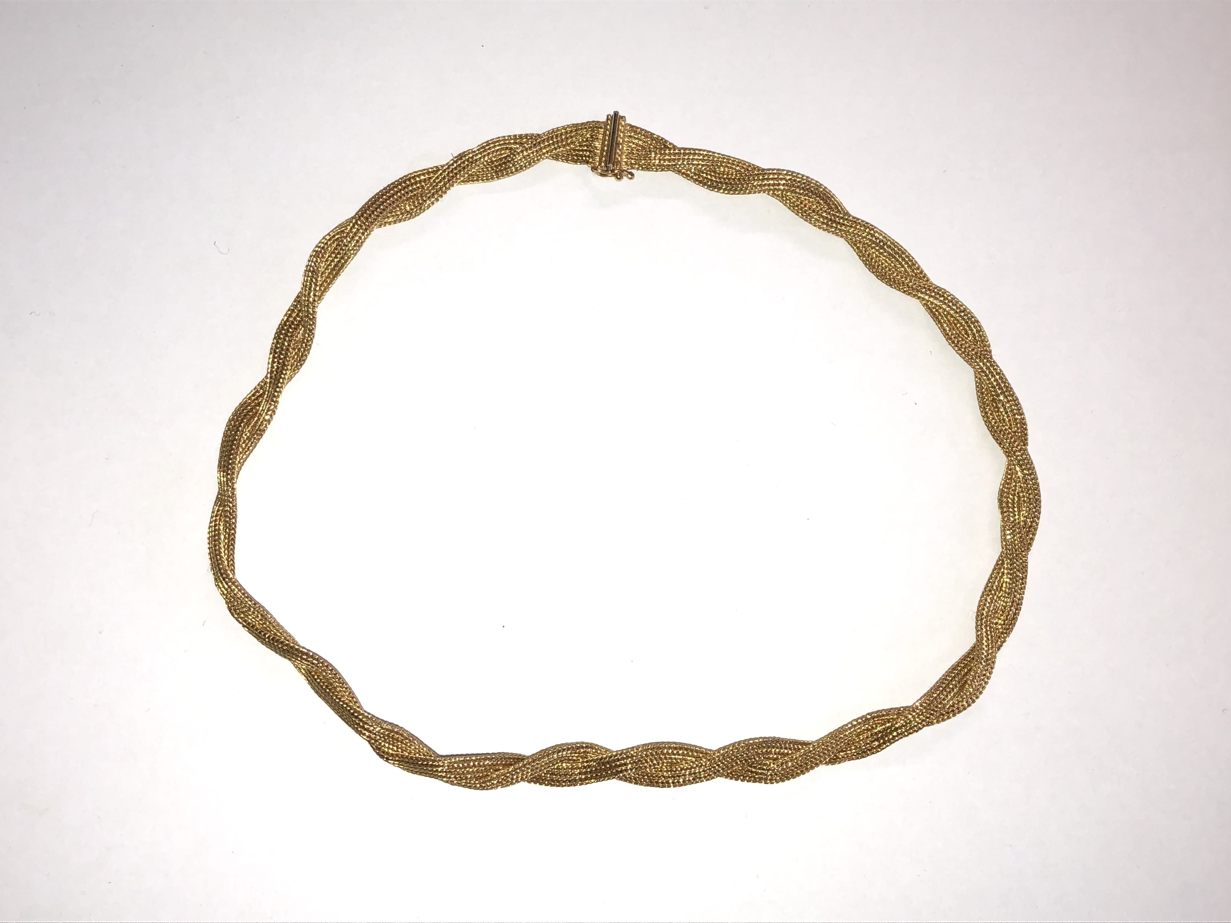 STAMPED 750 DOUBLE MESH ENTWINED NECKLACE 31. - Image 5 of 5