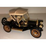 FRANKLIN MINT 1:24 SCALE MODEL PRECISION 1910 CADILLAC