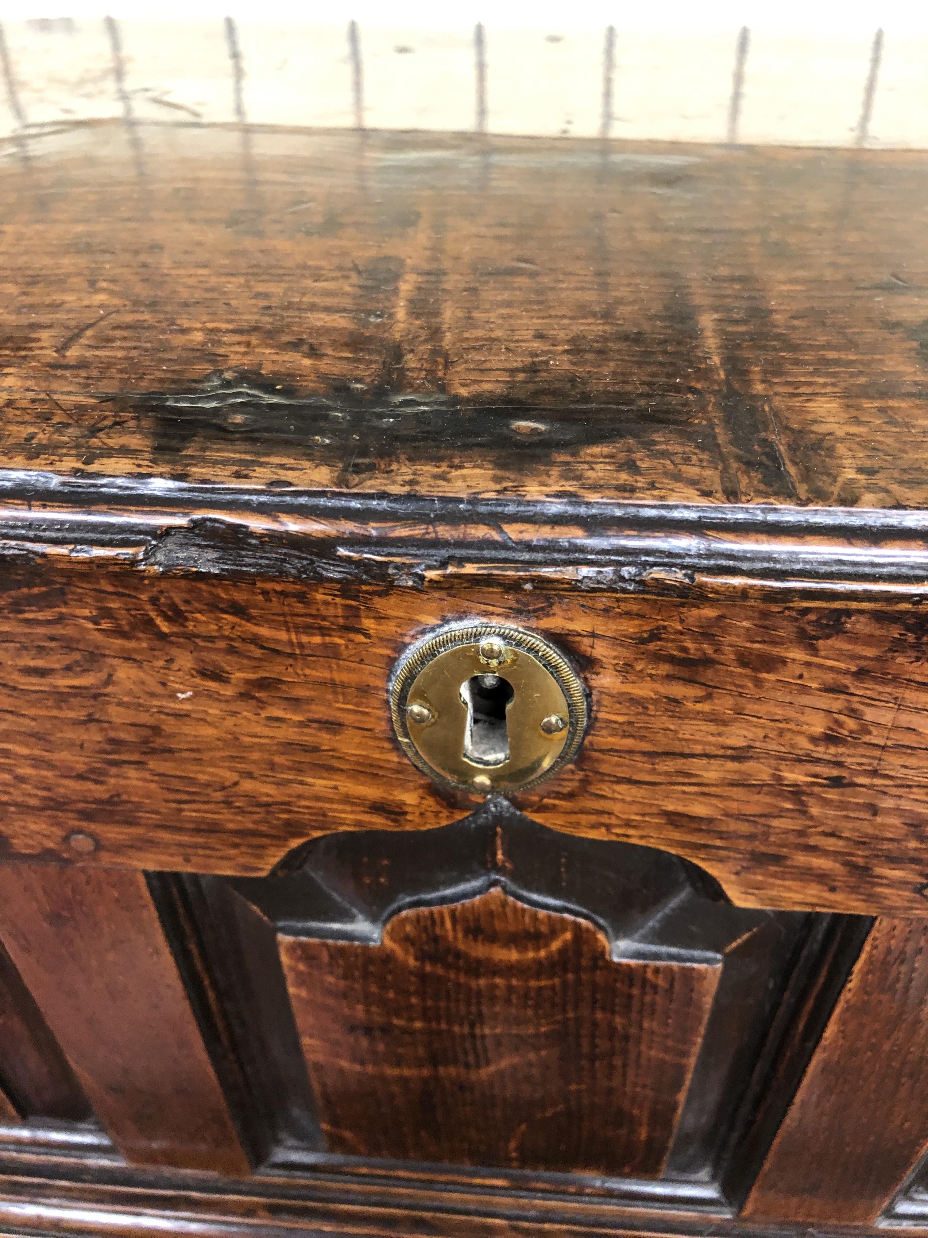 EARLY/18TH CENTURY COFFERBACH WITH FIELDED PANEL FRONT OVER A SINGLE DRAWER (HINGES AND LOCK HAVE - Image 2 of 4