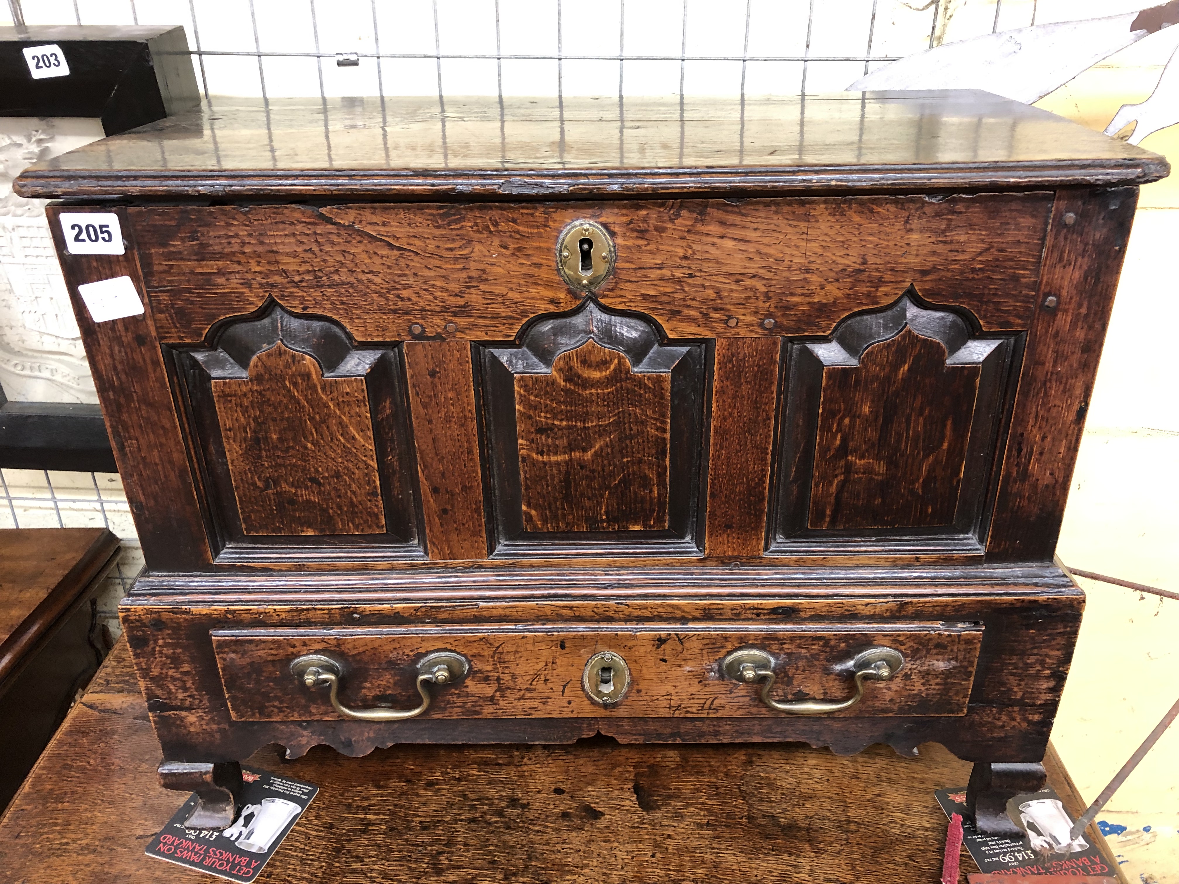 EARLY/18TH CENTURY COFFERBACH WITH FIELDED PANEL FRONT OVER A SINGLE DRAWER (HINGES AND LOCK HAVE