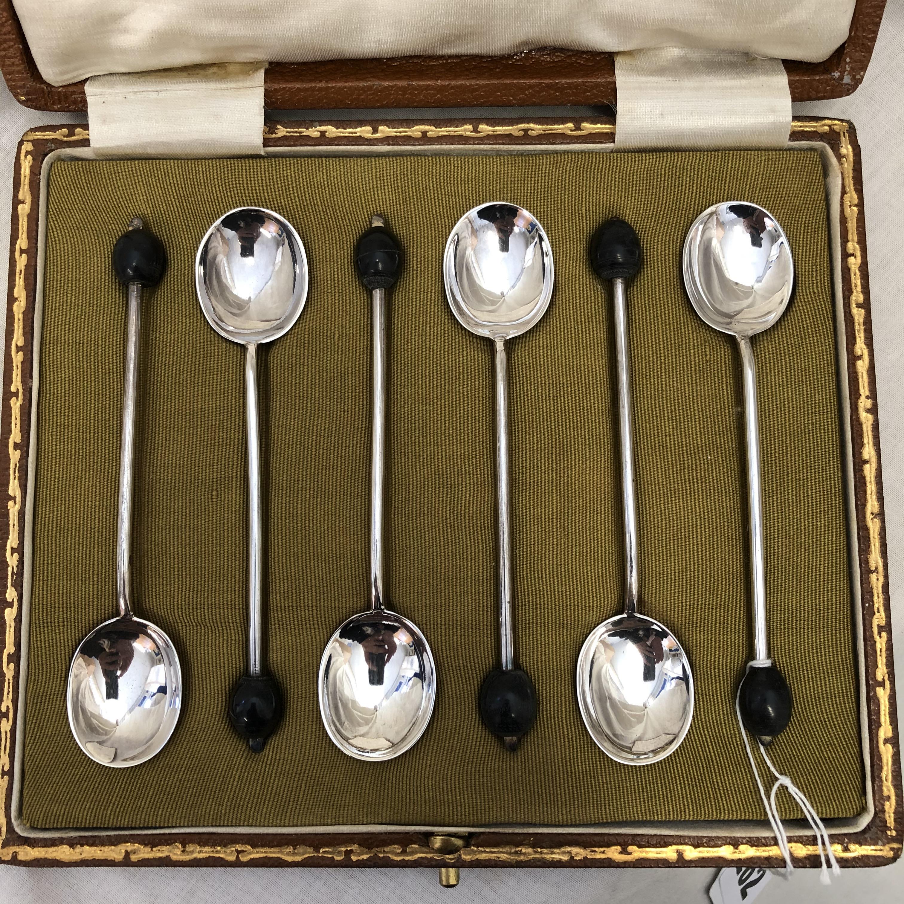 CASED SET OF SIX SILVER COFFEE BEAN FINIAL SPOONS,